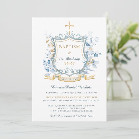 編集可能バプテスムブルーと金ゴールドモノグラム 招待状 (スタンド正面)