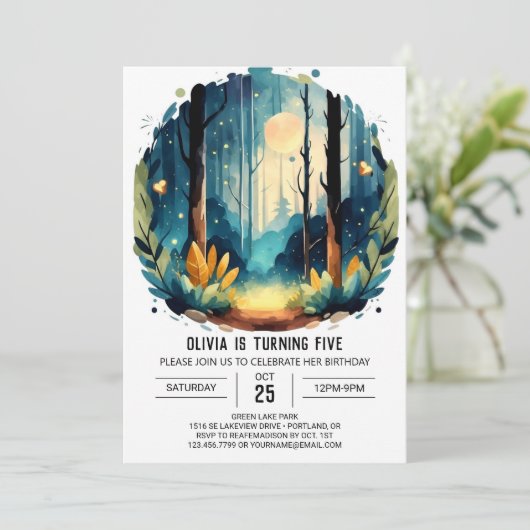 編集可能パインアドベンチャーウッドランド誕生日 招待状 (スタンド正面)