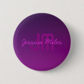 編集可能モダンモノグラムの文字と紫グラデーション 缶バッジ (正面)
