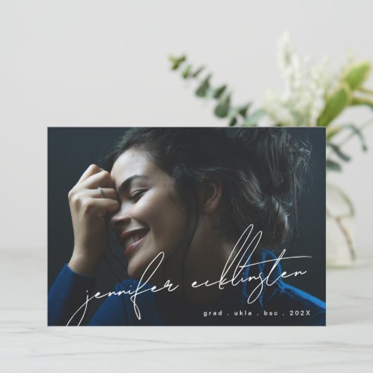 編集可能ユニーク写真テンプレート大学卒業 案内状 (スタンド正面)