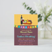 編集可能ワインとチーズ誕生日パーティー インビテーションポストカード (スタンド正面)