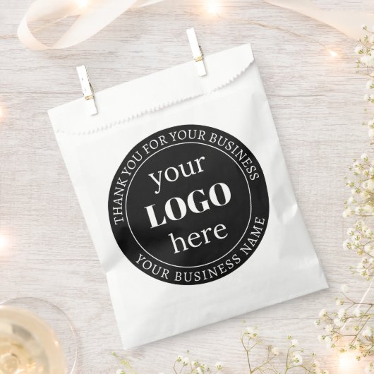 編集可能文字とロゴまたはその他のデザイン フェイバーバッグ (クリップ留めされた状態)