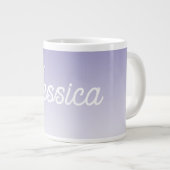 (編集可能)淡い紫の色グラデーションとテキスト ジャンボコーヒーマグカップ (正面右)