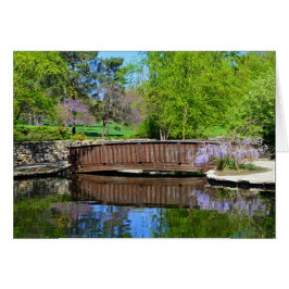 緩い公園、カンザスシティの開花の藤