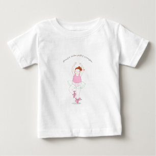 練習は完璧なピルーエットを作る ベビーTシャツ