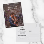 縁どシンプル写真の結婚式 案内ポストカード<br><div class="desc">写真モダン結婚式Dateポストカードは写真を前面に任意の色と縁ど詳細で保存し、写真に合わせて任意の色の背景の背面の情報に配信する。写真品質を向上させる高精細印刷オプションを選択。より重い紙の場合はマット紙を選択するが、写真の透明度が低い場合がある。</div>