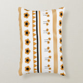 縁どストライプ花三角形ボホ模様 アクセントクッション (正面(垂直))