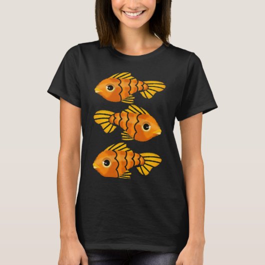 縁起の良い金魚模様 Tシャツ (正面)