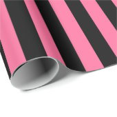 縦のピンクおよび黒いストライプ ラッピングペーパー (ロールコーナー)