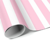 縦の柔らかいピンクおよび白のストライプ ラッピングペーパー (ロールコーナー)