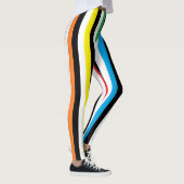 縦の虹の白黒のストライプ レギンス (右)