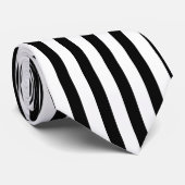 縦型の白黒レフェリーのストライプ ネクタイ (ロール)