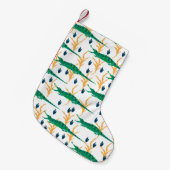 縫い目のないかわいいワニ。漫画の動物。 スモールクリスマスストッキング (正面 (吊り時))