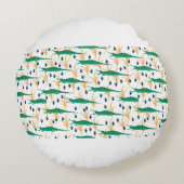 縫い目のないかわいいワニ。漫画の動物。 ラウンドクッション (裏面)