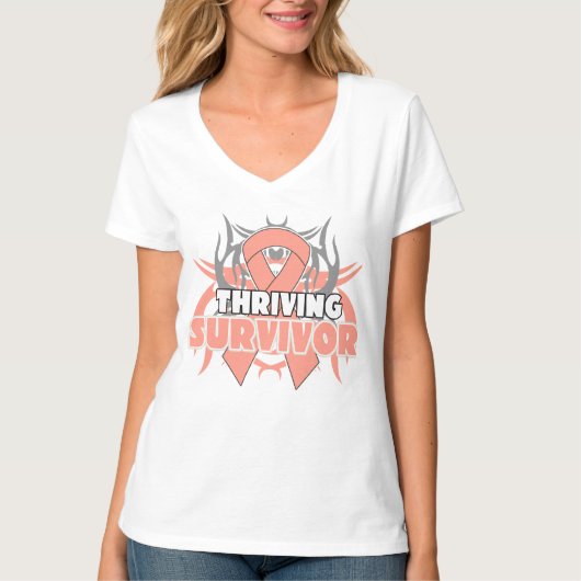 繁栄のEndometrial蟹座の生存者 Tシャツ (正面)