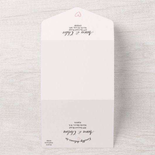 繊細なカリグラフィーが一つになった結婚式の招待状 オールインワン招待状 (外側)