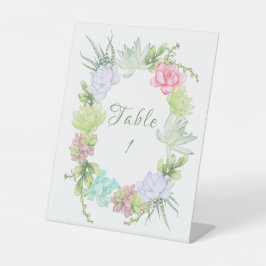 繊細なグリーンリースのブライダルシャワーテーブル 台座サイン