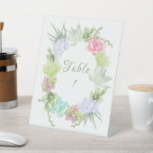 繊細なグリーンリースのブライダルシャワーテーブル 台座サイン (インサイチュ)