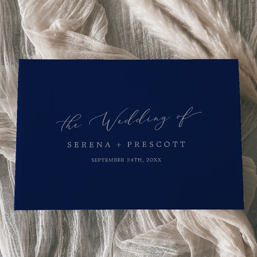 繊細なシルバーグレーとネイビーモノグラム結婚ズ ゲストブック