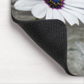 繊細なデイジー マウスパッド (コーナー)