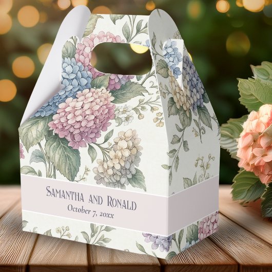 繊細なハイドレンジアの花のウェディング フェイバーボックス
