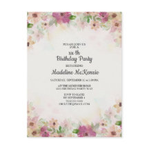 繊細なピンクとパープルの水彩花の誕生日