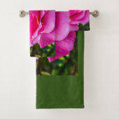 繊細なピンクのバラ。 バスタオルセット (インサイチュ)