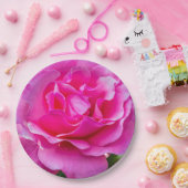 繊細なピンクのバラ。 ペーパープレート (パーティー)