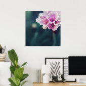 繊細なピンクの花マクロ抽象芸術 ポスター (ホームオフィス)