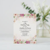 繊細なピンクパープルウォーター色のフローラ誕生日 ポストカード (スタンド正面)