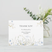 繊細なブルーボーホワイルドフラワーリースフレーム サンキューカード (スタンド正面)