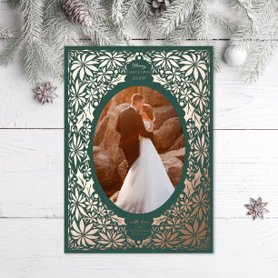繊細なポインセチアのグリーンオーバルフレーム写真 ローズ 箔シーズンカード