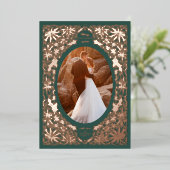 繊細なポインセチアのグリーンオーバルフレーム写真 ローズ 箔シーズンカード (立ち正面)