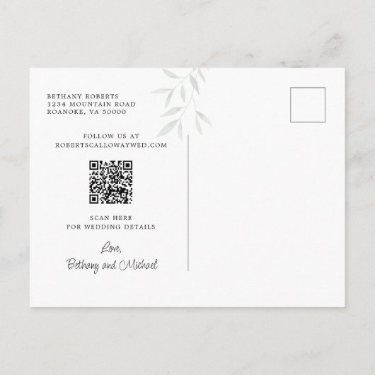 繊細なユーカリ葉キスの結婚式の日付を保存 案内ポストカード (裏面)