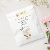 繊細な山花と蝶のパーティー フェイバーバッグ (封をした状態)