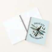 繊細な忍耐力 – ドラゴン芸術的フライ ノートブック (内部)