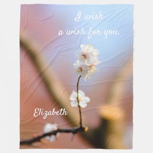 繊細な日本のアプリコットの花 フリースブランケット (正面)