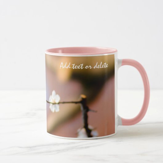 繊細な日本のアプリコットの花 マグカップ (右)