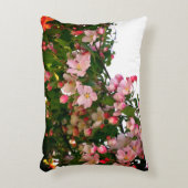 繊細な春の花 アクセントクッション (正面(垂直))