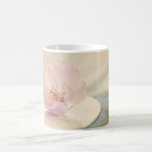 繊細な柔らかいピンクのさくらんぼ花 コーヒーマグカップ