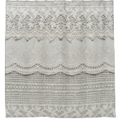 繊細な白いレース、テキスタイルのクローズアップ。 シャワーカーテン (正面)