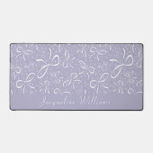 繊細な紫のコケット弓 デスクマット (正面)