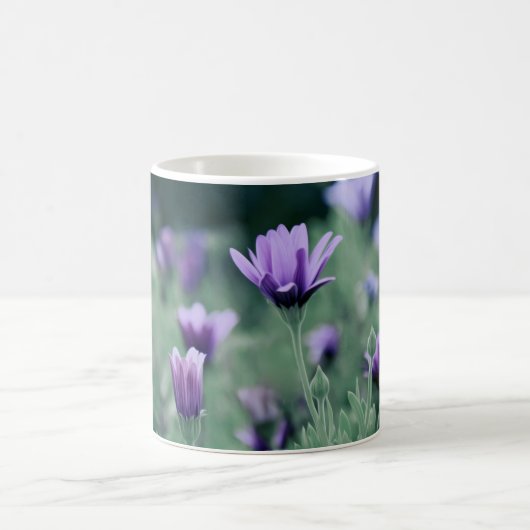 繊細な紫の花 コーヒーマグカップ (中央)
