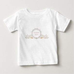 繊細な花と羽のモノグラム ベビーTシャツ