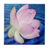 繊細な蓮の花と意味 タイル (正面)