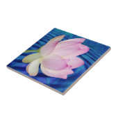 繊細な蓮の花と意味 タイル (側面)