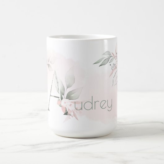 繊細な赤面ピンクローズモノグラム文字A コーヒーマグカップ (中央)