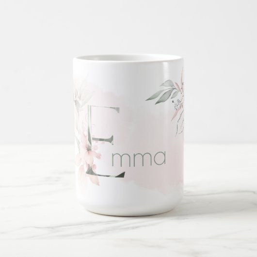 繊細な赤面ピンクローズモノグラム文字E コーヒーマグカップ (中央)