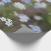 繊細な青と白の花柄