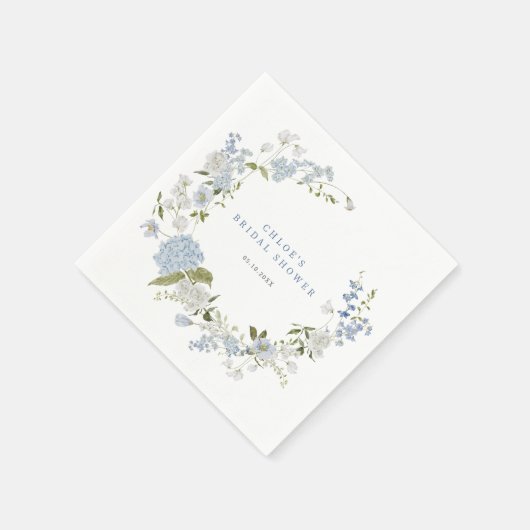 繊細な青の花のリース ブライダルシャワー スタンダードカクテルナプキン (角)